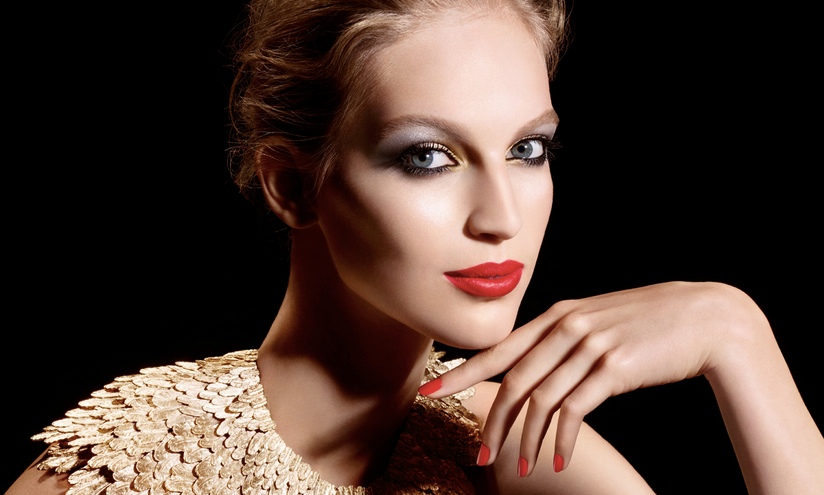 covermodel für Plumes Preciéuses von Chanel